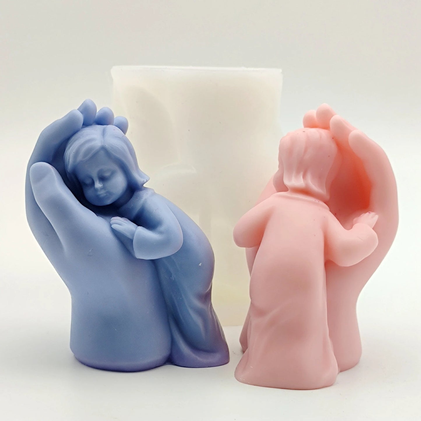 Baby in hand silicone mold — packaging photo