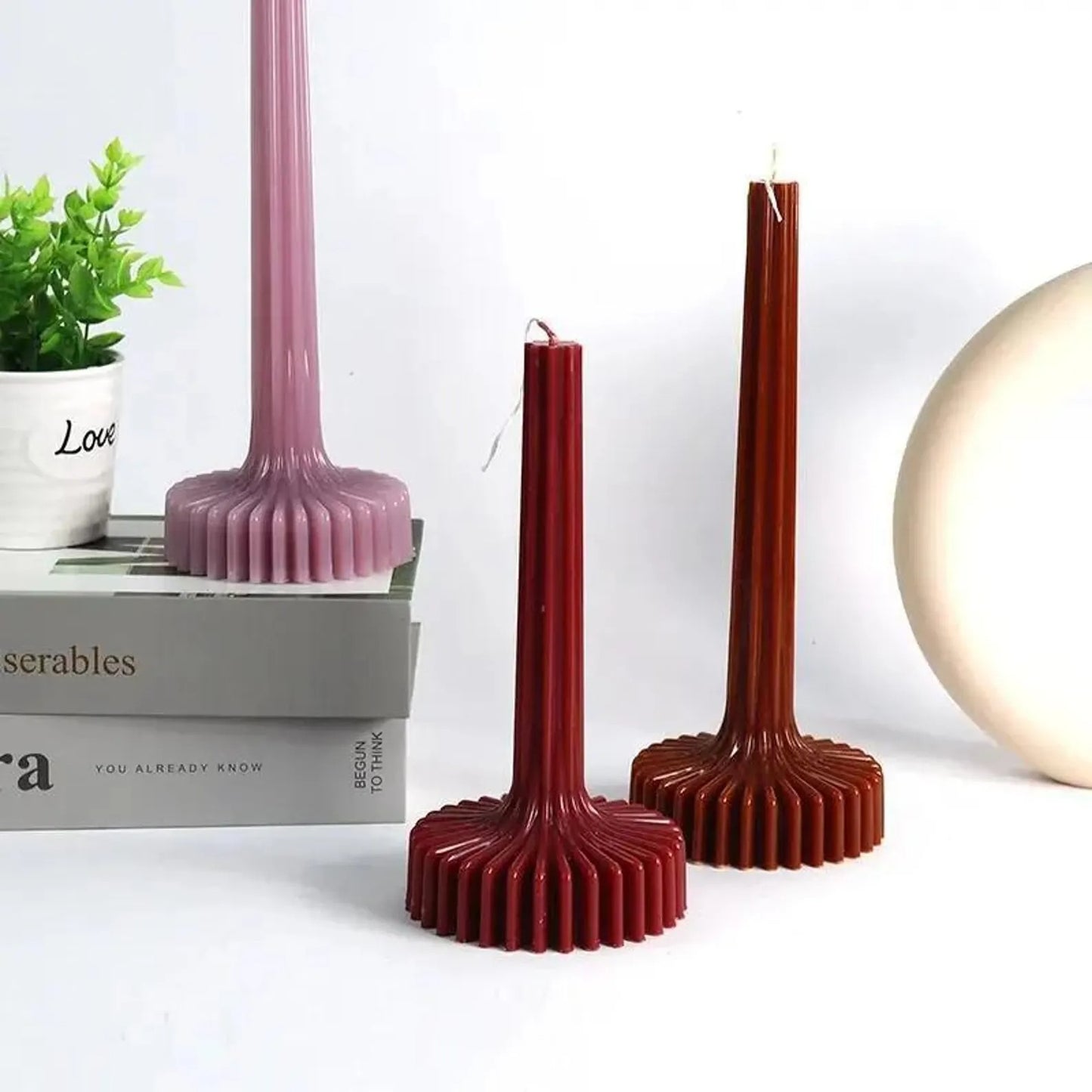 32-Tooth Ribbed Pillar Candle Mould – Vase Style (Plastic)