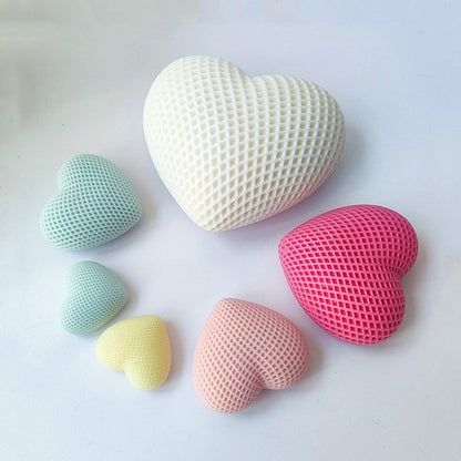 Woven Heart Shape Silicone Mold I Multi-Purpose Smooth & Reusable 3D Grid Love Mould I for DIY Handmade Ornament Chocolate Cake Décor Aromatherapy Soap Resin Candle Art Craft