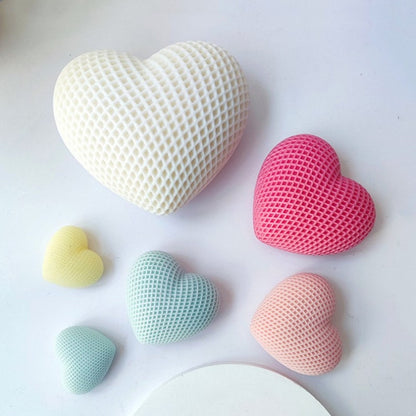 Woven Heart Shape Silicone Mold I Multi-Purpose Smooth & Reusable 3D Grid Love Mould I for DIY Handmade Ornament Chocolate Cake Décor Aromatherapy Soap Resin Candle Art Craft