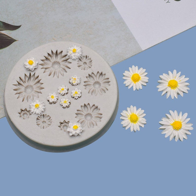 Daisy Flower Cupcake Fondant Mold I 3D Mini Flowers Silicone Chocolate Mold I for DIY Handmade Sugarcraft Cake Decoration Polymer Candy Cookies Muffin Soap Resin Wax Making (13Cavity)
