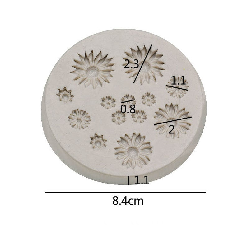 Daisy Flower Cupcake Fondant Mold I 3D Mini Flowers Silicone Chocolate Mold I for DIY Handmade Sugarcraft Cake Decoration Polymer Candy Cookies Muffin Soap Resin Wax Making (13Cavity)