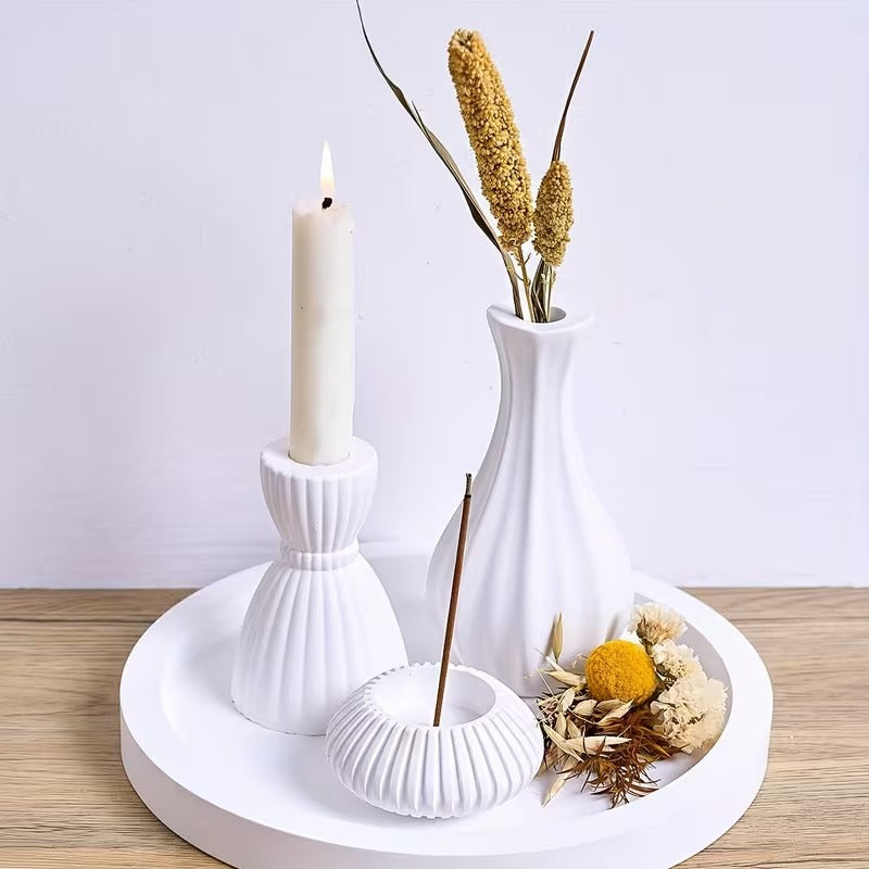 Fluted Tall Flower Vase Silicone Mold for Resin, Cement, Plaster & Jesmonite – 16 cm