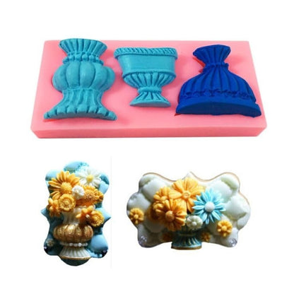 3-cavity urn mould with cavity dimensions: 9.8x4.8cm mould, 3 sizes of urn cavities