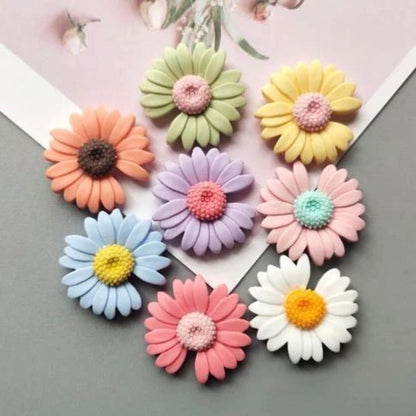Bloom Creations Daisy Flower Silicone Mold for Cake Decorating, 6-Cavity Fondant Mould for Chocolate, Resin Art, Clay Crafts, Soap Making, DIY Baking Tools, Non-Stick Gerbera Flower Tray