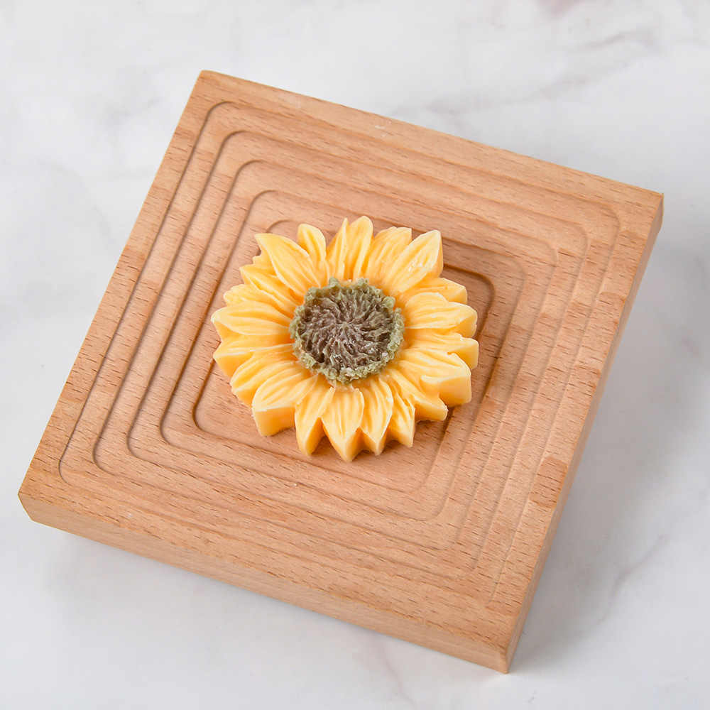 Sunflower Shape with Hole Silicone Epoxy Mould I for Handmade DIY Pendant Necklace Jewelry, Resin Casting, Chocolate, Cake Décor Art Craft Making (Without Hole)