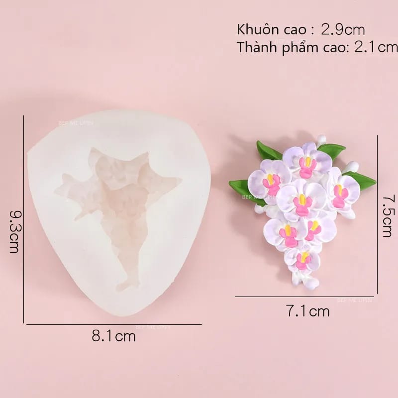Small bouquet silicone mold for mini floral candles and decorative crafts