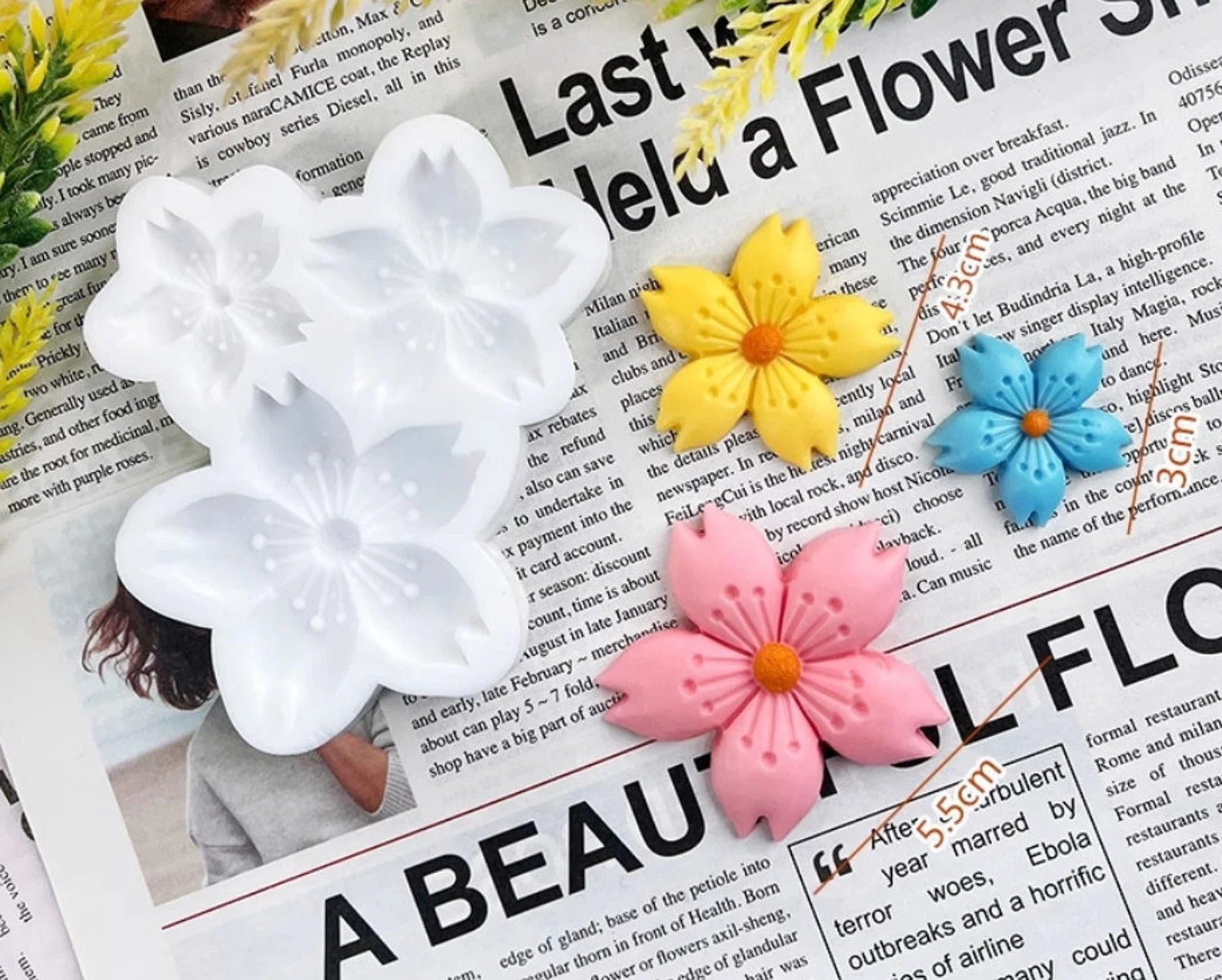 Cherry blossom silicone candle mold — 3D flowers for candles, soap, and resin crafts
