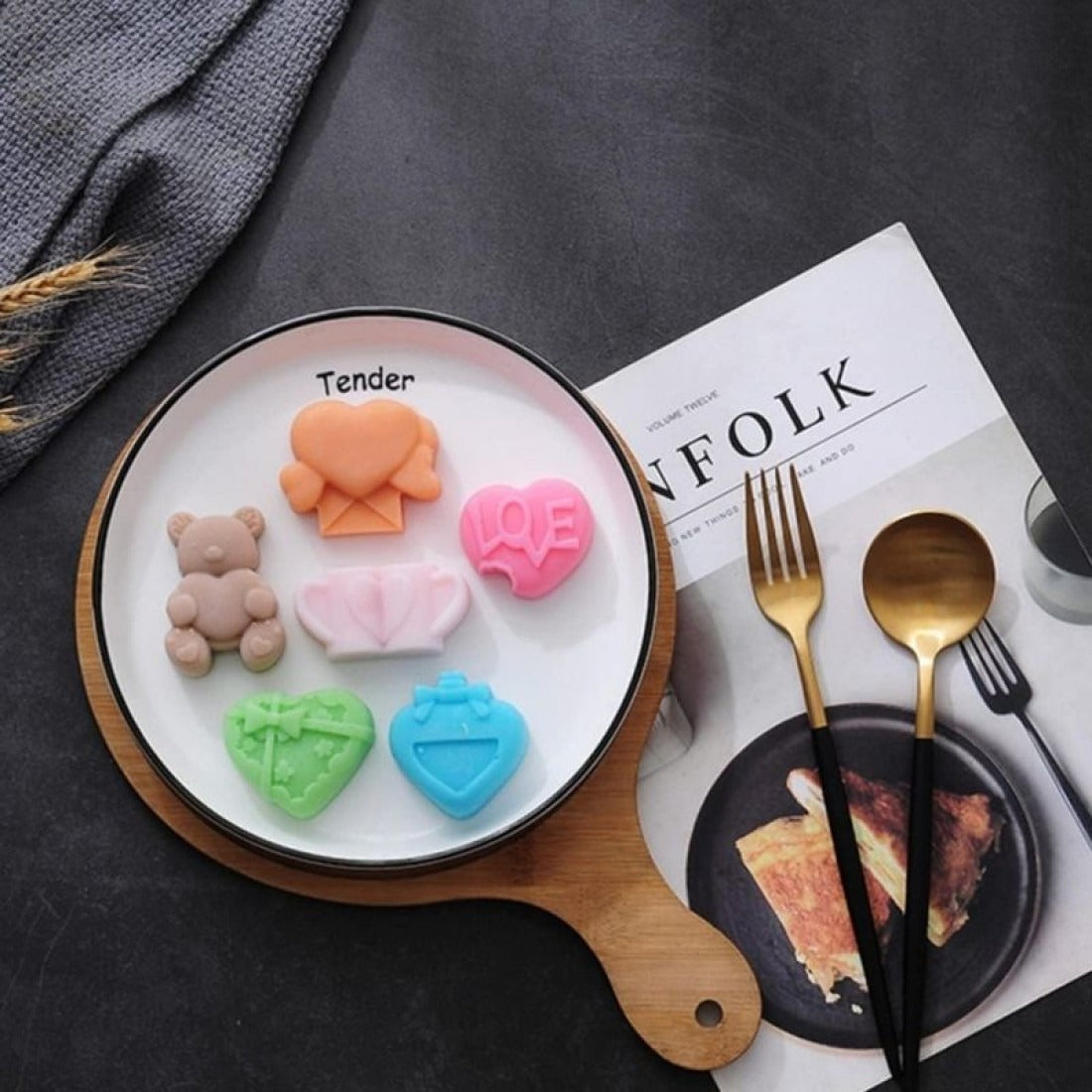 Heart Love Teddy Bear Silicone Mould – 6-Cavity Valentine Candle, Soap & Resin Mould