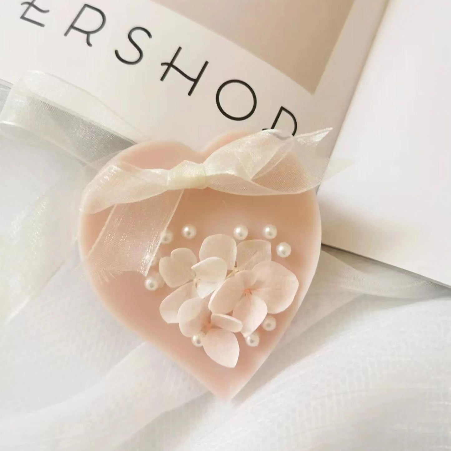 4-Cavity Heart Silicone Mould – Solid & Hollow Heart Wax Sachet Mould with Hanging Hole
