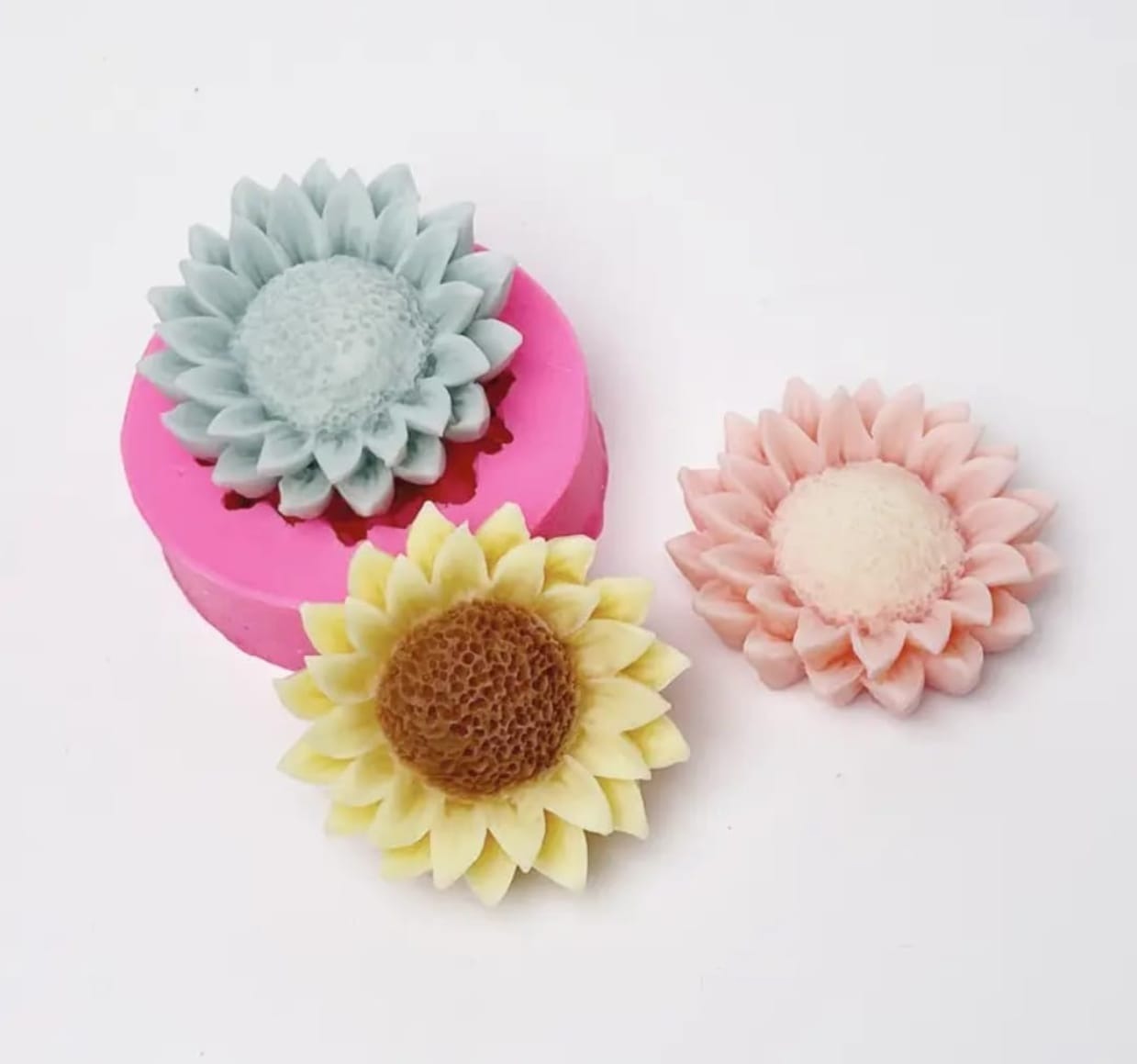 3D Sunflower Pillar Silicone Mould – Scented Candle & Aromatherapy Mould