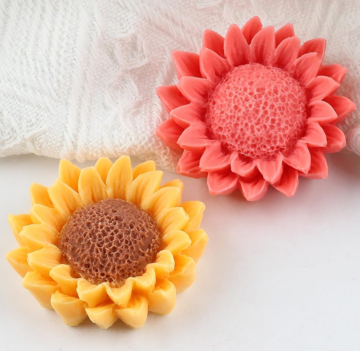 3D Sunflower Pillar Silicone Mould – Scented Candle & Aromatherapy Mould